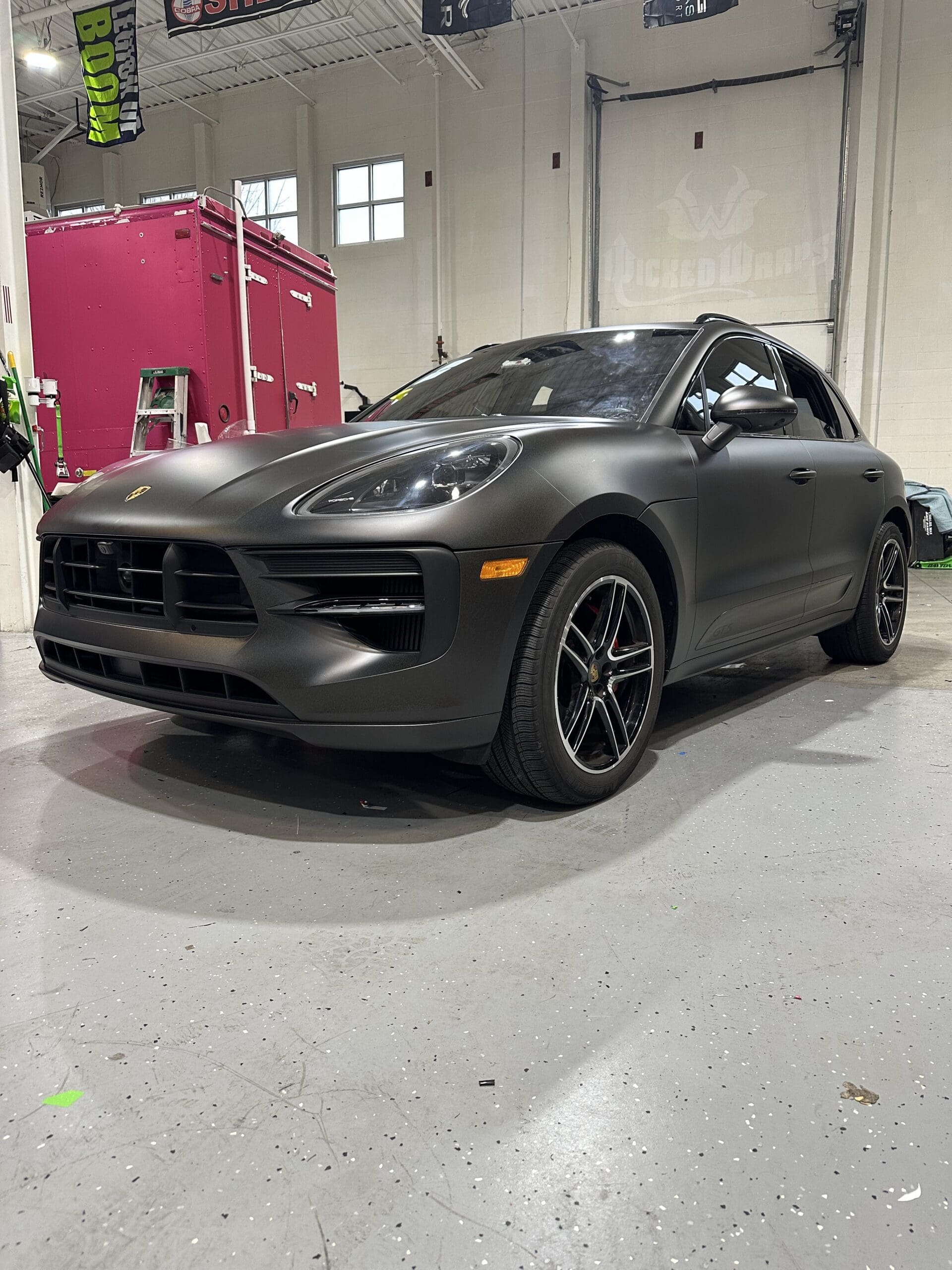 Porsche holographic wrap
